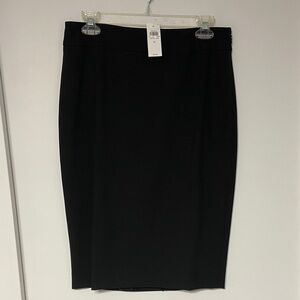 Elegant Black Pencil Skirt